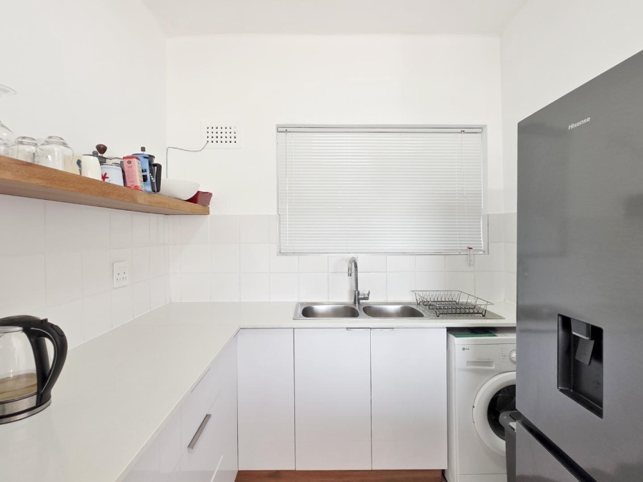 2 Bedroom Property for Sale in Oranjezicht Western Cape